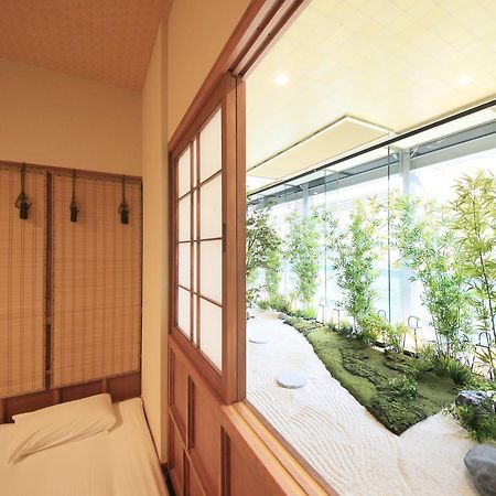 Ueno Station Hostel Oriental 1 Male Only Токио Экстерьер фото